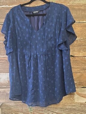 BloomChic Navy Star-Pattern Flutter Sleeve Blouse, Size 22/24